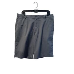 Men’s Nike Golf PinStriped Gray Shorts. Size 35